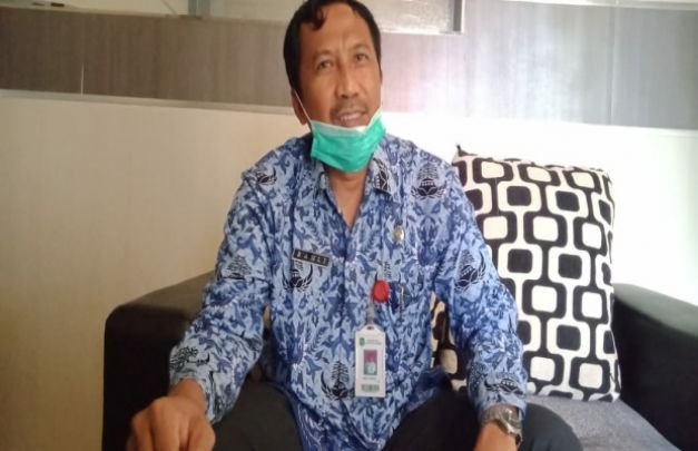 Foto:  Moh Ramli, Kepala DPMD Sumenep saat diwawancara.