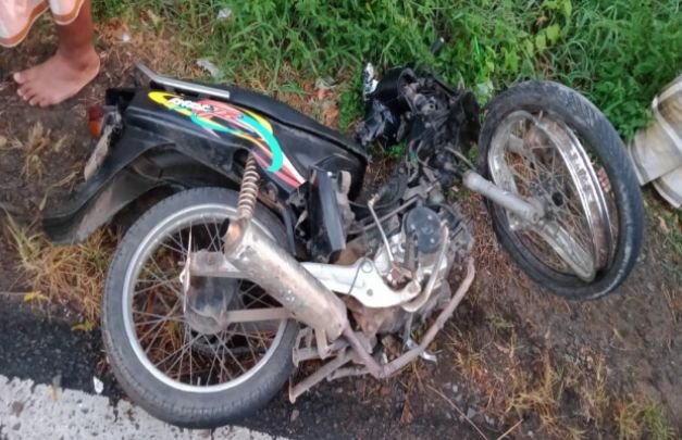 Foto: motor kawasaki yg terlibat kecelakaan d sumenep