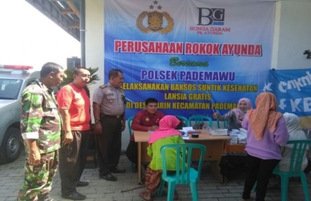 Foto Saat Bakti Sosial