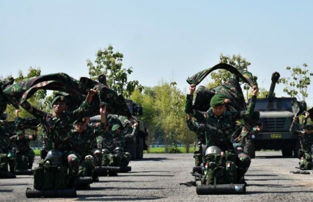 Foto: Tim Armed 12/Divif-2/Kostrad saat Gelar Pasukan dan Alutsista