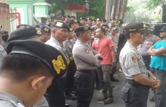Foto: Abdus salam saat menyampaikan aspirasi
