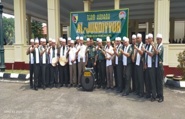 Foto: Tim Hadrah Al Jundiyun Dari Kodim 0826 Pamekasan Siap Dilombakan