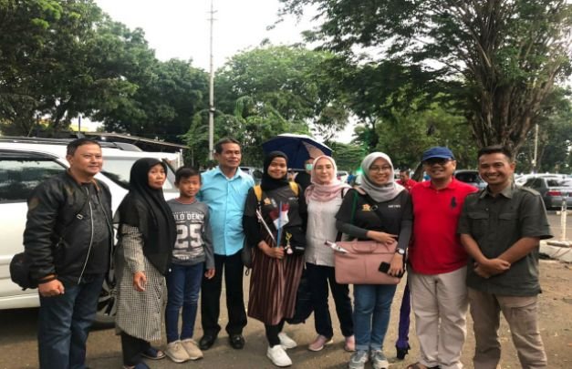 Foto : Dua mahasiswa Bekasi tiba di Bekasi