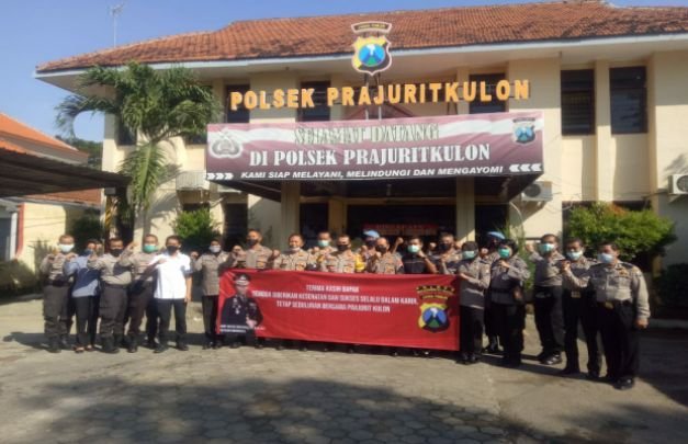 Foto: Kapolres Mojokerto Kota Saat Berpamitan di Polsek Prajuritkulon