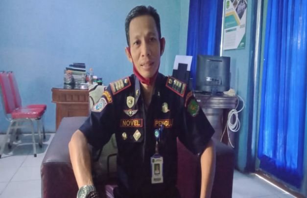 Foto: Kepala UPT Kir Sumenep Novel saat diwawancara.