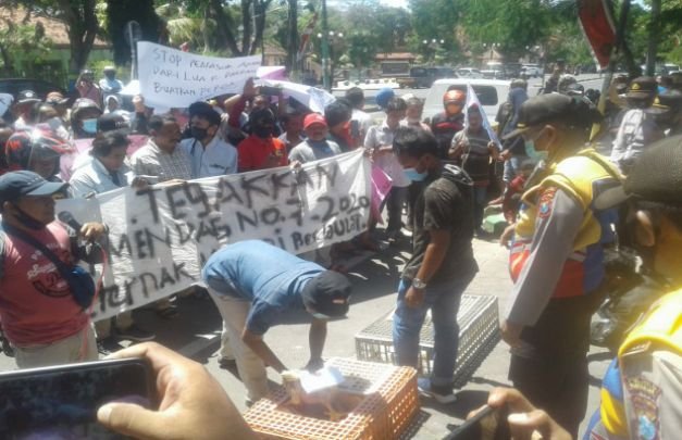Foto: FORMAASI dan Peternak saat menyampaikan aspirasi