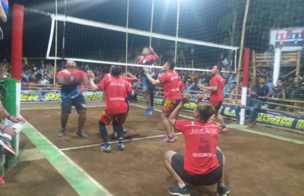 Foto : Tim Jagal Mudah Ranuwurung Mengalahkan Tim Gama Wates Wetan