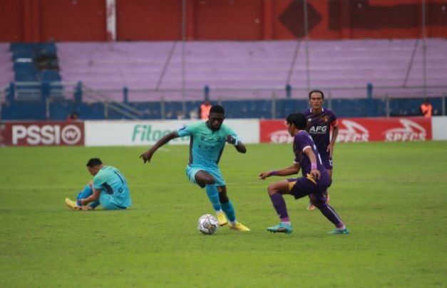 Foto: Kwabena Appiah-Kubi saat laga lawan Persik Kediri 