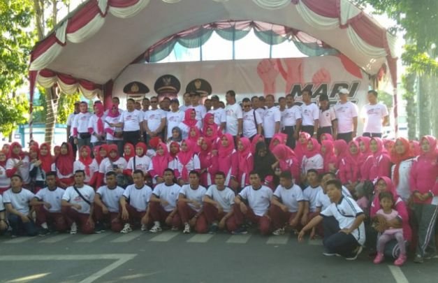 Foto: peserta senam bersama  "Indonesia Bersatu"