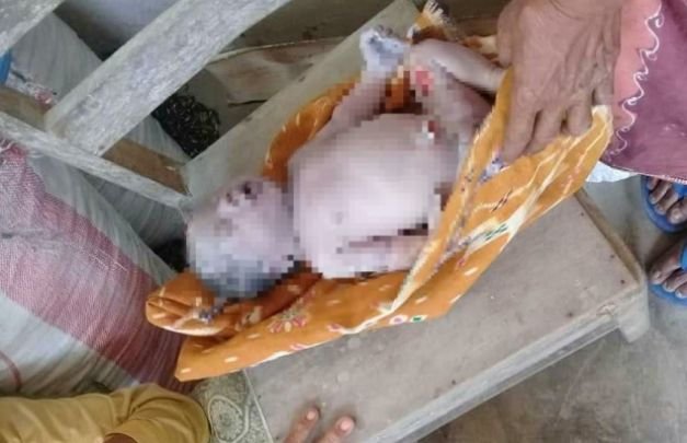 Foto: Bayi merah tak berdosa yang ditemukan warga sumenep di Sera Timur