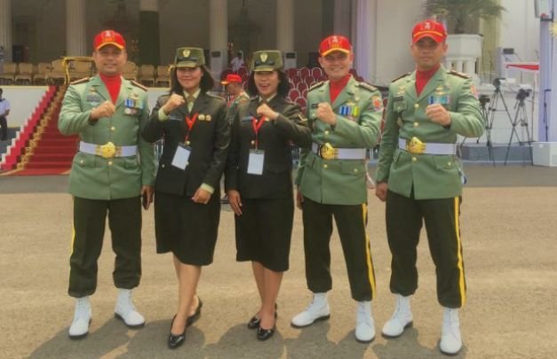Foto: Asops Kasdam V/Brawijaya saat foto bersama personel lainnya