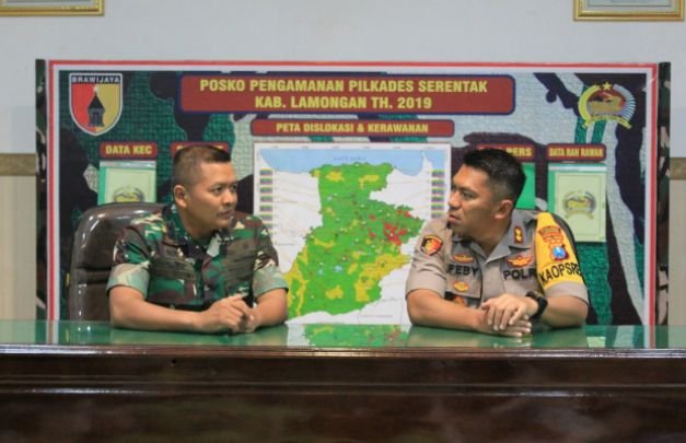 Foto: TNI-Polri di Lamongan
