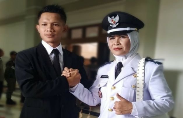 Foto: Sumiati, Kepala Desa Gumuksari 