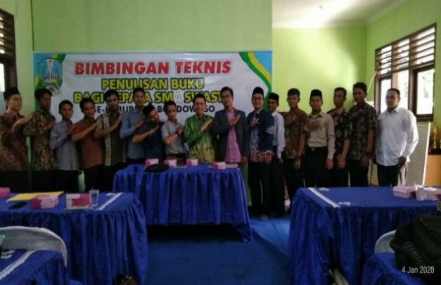Foto: peserta bimtek penulisan buku
