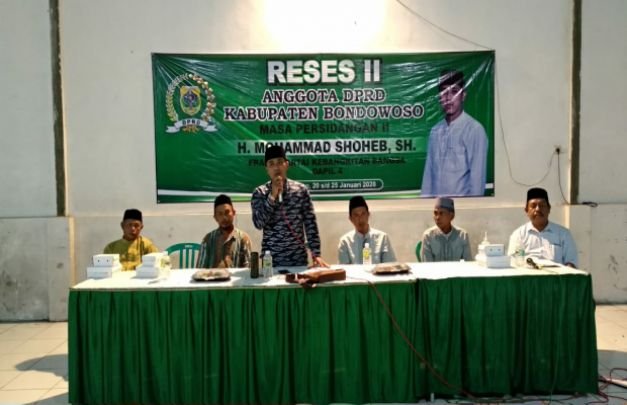Foto: anggota DPRD Kabupaten Bondowoso saat menggelar ressen ke II