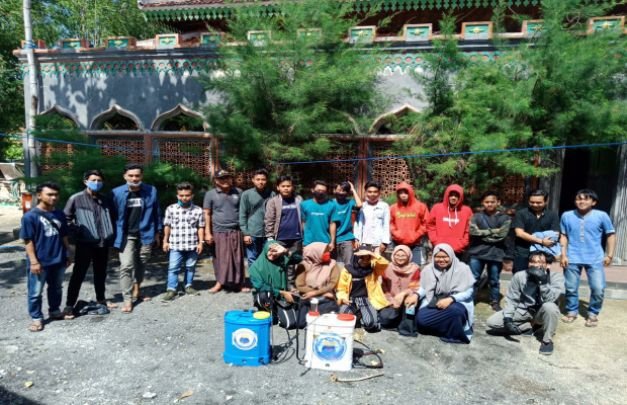 Foto: Rayon PMII Sakera Pamekasan Usai Penyemprotan