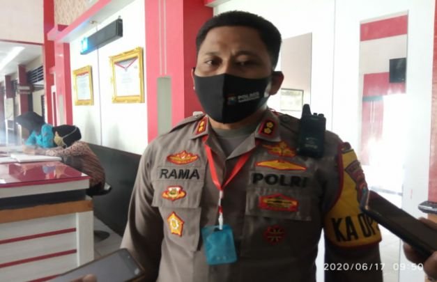 Foto : Kapolres Bangkalan, AKBP Rama Samtama Putra. 