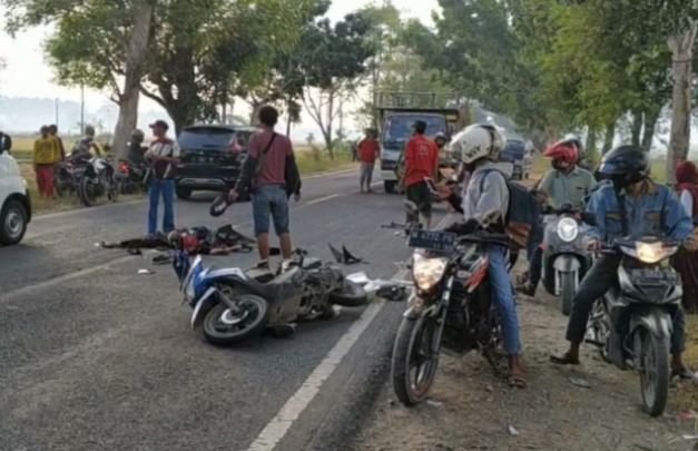 Foto : Korban Laka lantas di jalan Raya Desa Taman Jrengik