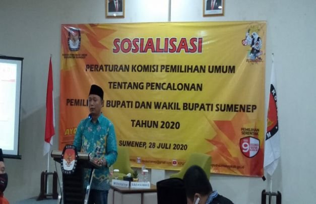 Foto: Ketua KPU Sumenep Abd Warist saat menyampaikan sambutan
