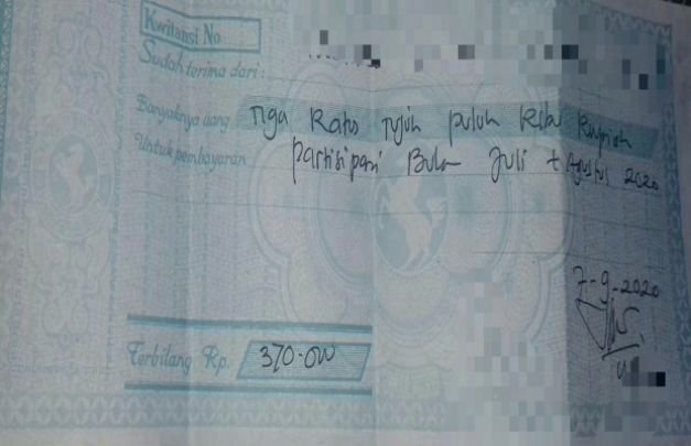 Foto: bukti Kwitansi pembayaran pungutan sekolah