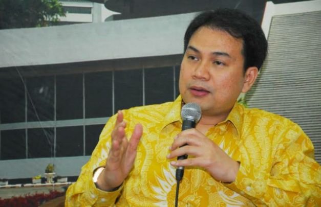 Foto : Aziz Syamsuddin