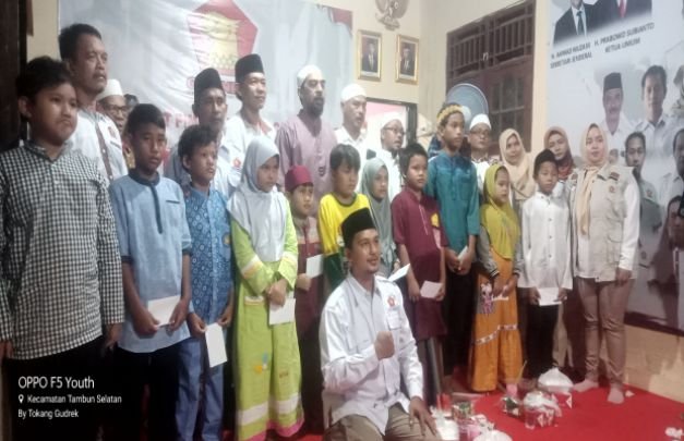 Foto: Santunan anak yatim bersama PAC Gerindra Tambun Selatan 