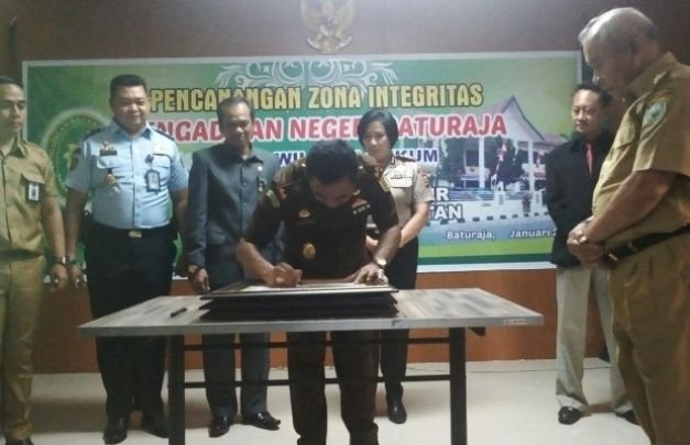 Foto: pencanangan Zona Integritas di wilayah OKU Raya