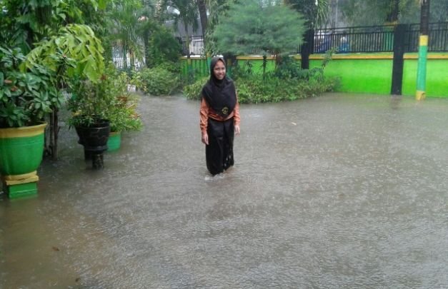 Foto: Genangan banjir di Pamekasan hingga Sore hari