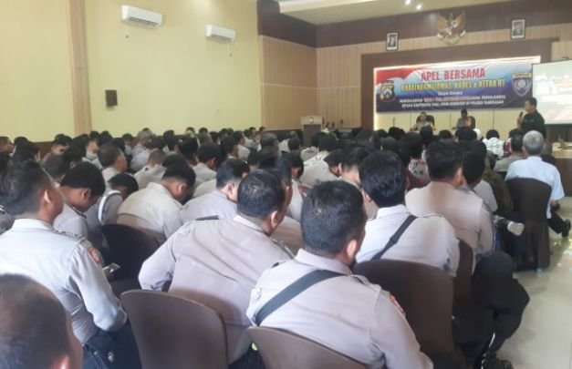 Foto Apel Bersama di Gedung Bhayangkara