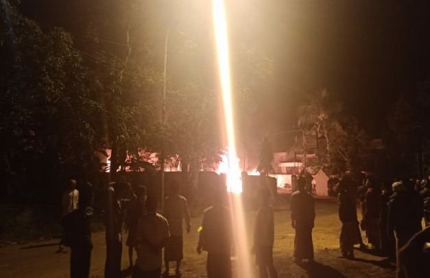 Foto: situasi masyarakat di Mapoilsek  Tambilangan