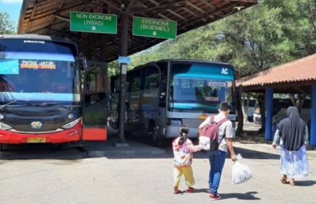Foto: Armada bus di terminal Arya Wiraraja Sumenep