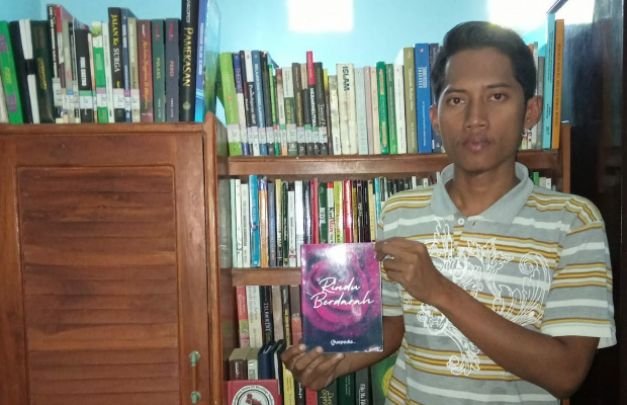 Foto: Imron Maulana, penulis buku Rindu Berdarah