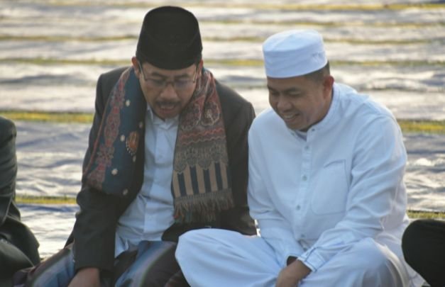 Foto: Danrem 083/Baladhika Jaya saat  Shalat Idul Adha di Lapangan Rampal
