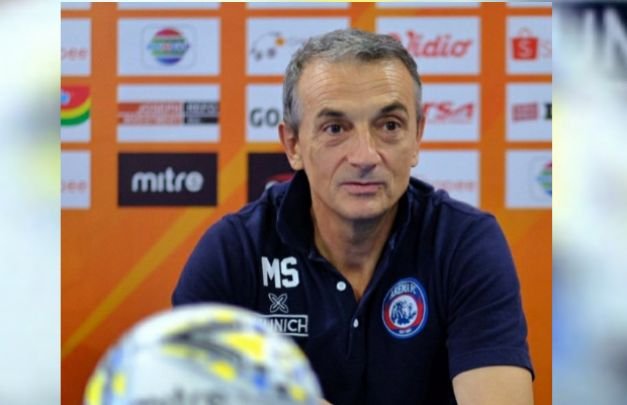 Foto: pelatih Arema 