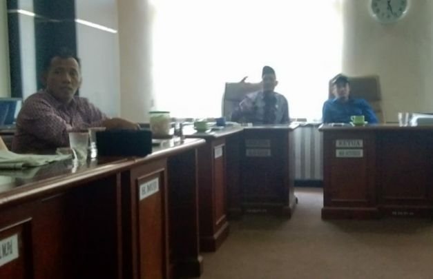 Foto : Ketua Komisi II dan anggota DPRD Sampang
