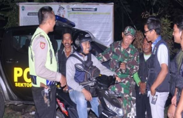 Foto: patroli gabungan TNI-Polri 