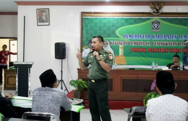 Foto: Dandim 0821 Lumajang, Letkol Inf Ahmad Fauzi, S.E