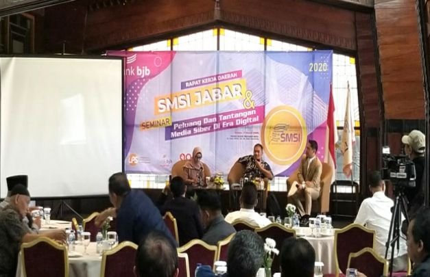 Foto : Rapat Kerja SMSI