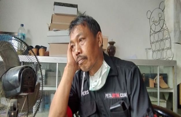 Foto : Tricahyo, seorang wartawan di Kabupaten Sampang