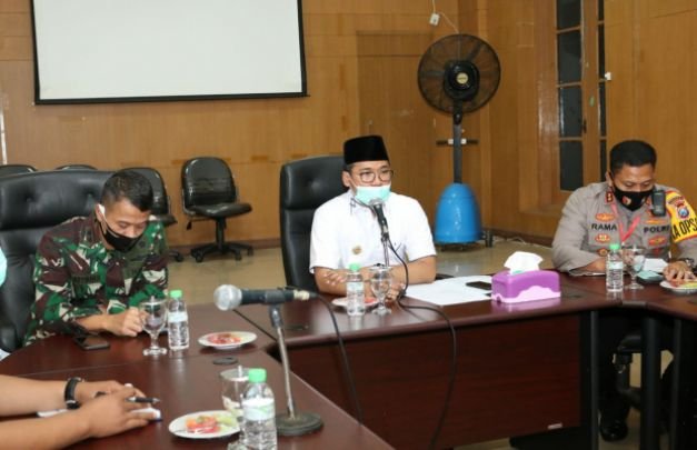 Foto : Bupati Bangkalan, R Abdul Latif Amin Imron