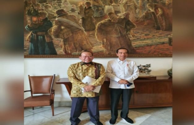 Foto : Presiden RI, Joko Widodo bersama Ketua DPD RI, AA LaNyalla Mahmud Mattalitti