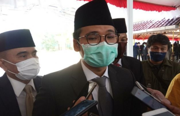 Foto : Bupati Bangkalan, R Abdul Latif Amin Imron