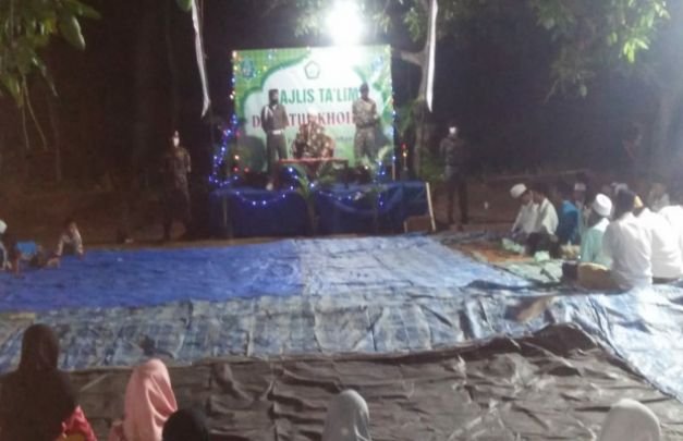 Foto : Suasana Ngaji Bareng di Padepokan Putra Linglung