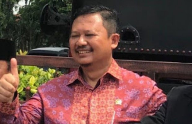 Foto: Ketua Bidang Wilayah Dakwah Jatijaya DPP PKS Sigit Sosiantomo yang juga Wakil Ketua V DPR, ketika ditemui wartawan usai memimpin sidak persiapan angkutan Natal dan Tahun Baru di Stasiun Pasar Turi, Kamis (7/12/2017).