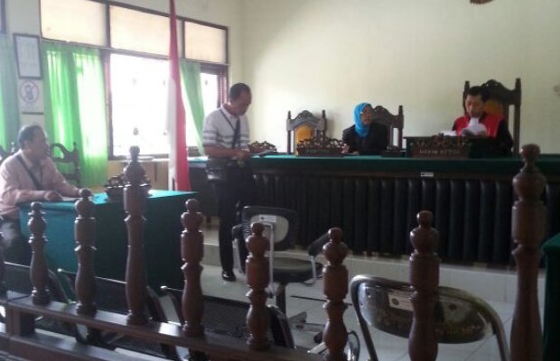 Foto: Suasana Sidang Pra Pradilan Kasus Pencurian Motor di Pengadilan Negeri Sumenep
