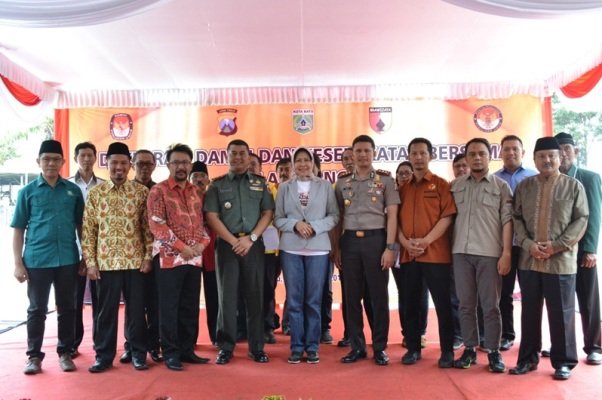 Foto: Deklarasi pemilu damai di Mapolres Batu