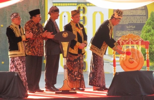 Foto: Presiden Jokowi saat membuka acara FMKN dan FKMA