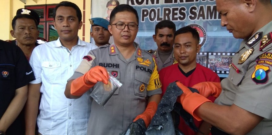 Foto: Rilis kasus penembakan di Mapolres Sampang