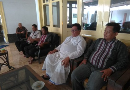 Foto: (Baju putih) Ir.Nur Yasin calon DPR RI dari PKB