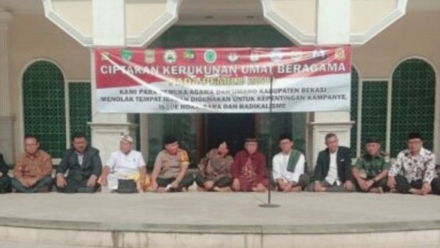 Foto: Kapolres Candra bersama sejumlah tokoh agama